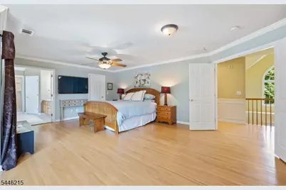5 Sun Valley Way, Washington Township, NJ 07853 - Photo 15