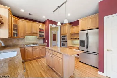 5 Sun Valley Way, Washington Township, NJ 07853 - Photo 7