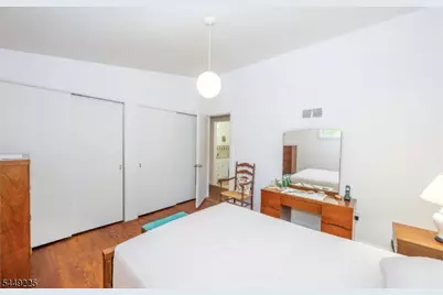 53 Old Wood Rd, Morris Plains, NJ 07950 - Photo 25