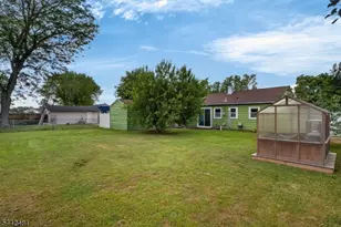 309 Stelko Ave, Lopatcong Township, NJ 08865 - Photo 25
