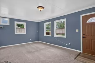 309 Stelko Ave, Lopatcong Township, NJ 08865 - Photo 3