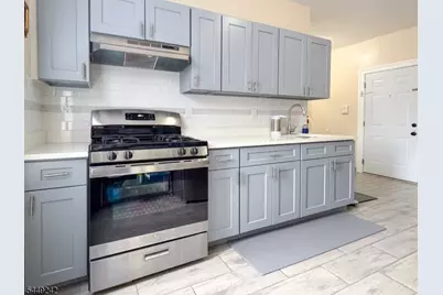 523-25 34th St #D1, Union City, NJ 07087 - Photo 11