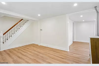 35 Cleveland St, Caldwell, NJ 07006 - Photo 9