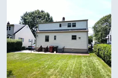 70 Bromley Pl, Nutley, NJ 07110 - Photo 17