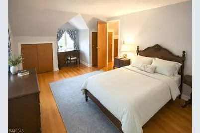 70 Bromley Pl, Nutley, NJ 07110 - Photo 11
