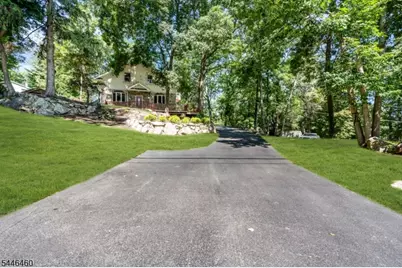 104 Bishops Rock Rd, Hopatcong, NJ 07843 - Photo 7