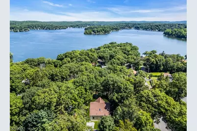 104 Bishops Rock Rd, Hopatcong, NJ 07843 - Photo 49