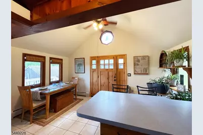 16 Lakeview Rd, Hopatcong, NJ 07843 - Photo 7