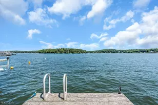 16 Lakeview Rd, Hopatcong, NJ 07843 - Photo 3