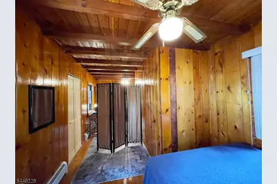16 Lakeview Rd, Hopatcong, NJ 07843 - Photo 27