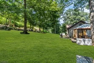 16 Lakeview Rd, Hopatcong, NJ 07843 - Photo 45