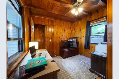 16 Lakeview Rd, Hopatcong, NJ 07843 - Photo 25