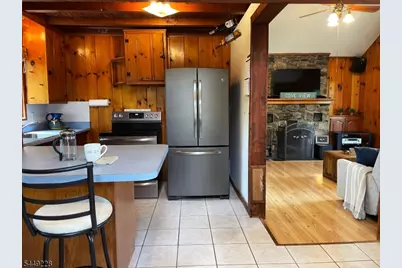 16 Lakeview Rd, Hopatcong, NJ 07843 - Photo 11