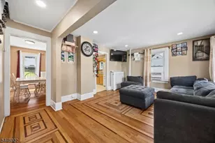 26 Liberty St, Dover, NJ 07801 - Photo 3