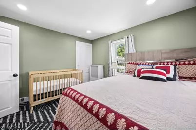 26 Liberty St, Dover, NJ 07801 - Photo 15