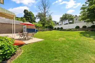 26 Liberty St, Dover, NJ 07801 - Photo 23