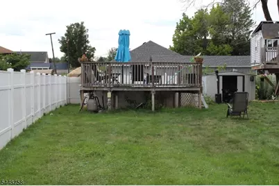 1123 Dukes Pkwy, Manville, NJ 08835 - Photo 19