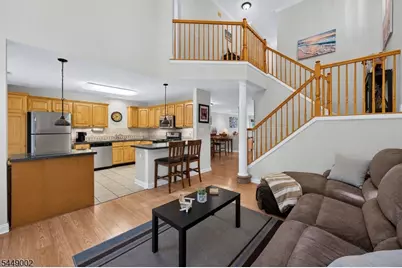 22 Pond Hollow Dr, Jefferson Township, NJ 07438 - Photo 5