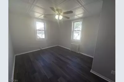 631 2nd Ave, Lyndhurst Township, NJ 07071 - Photo 9