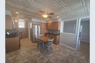 631 2nd Ave, Lyndhurst Township, NJ 07071 - Photo 3