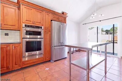 200 McCosh Rd, Clifton, NJ 07043 - Photo 9