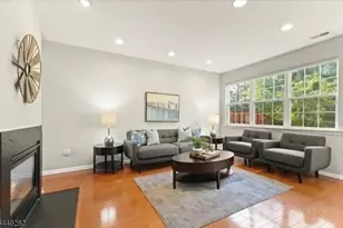 23 River Birch Cir, Montgomery Township, NJ 08540 - Photo 5