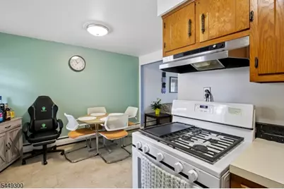 1101 Brooks Blvd, Manville, NJ 08835 - Photo 15