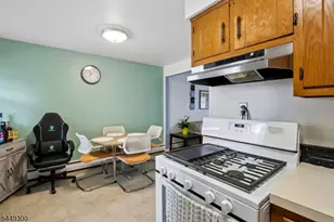 1101 Brooks Blvd, Manville, NJ 08835 - Photo 15