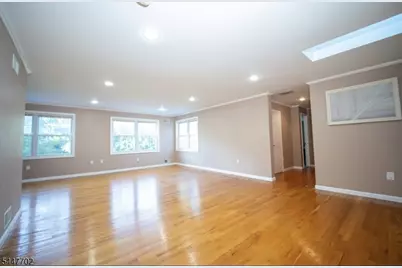 69 Ridge Dr, Livingston, NJ 07039 - Photo 19