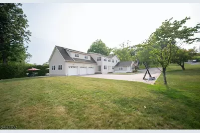 69 Ridge Dr, Livingston, NJ 07039 - Photo 3