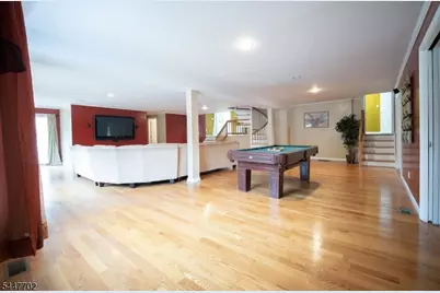 69 Ridge Dr, Livingston, NJ 07039 - Photo 15
