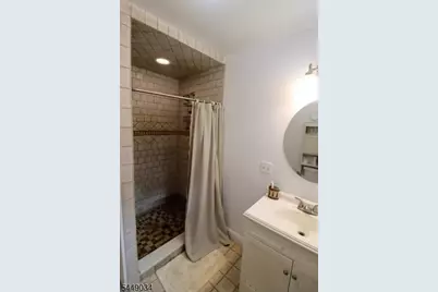 20 Mt Crest Rd, Jefferson Township, NJ 07438 - Photo 17
