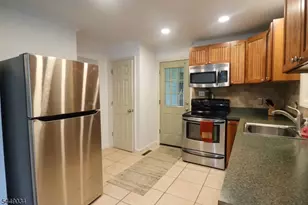 20 Mt Crest Rd, Jefferson Township, NJ 07438 - Photo 5