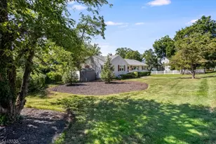 1801 Long Hill Rd, Long Hill Township, NJ 07946 - Photo 3