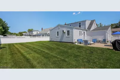 614 Fairway Rd, Linden, NJ 07036 - Photo 31