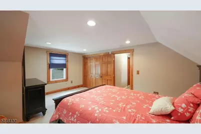 614 Fairway Rd, Linden, NJ 07036 - Photo 21