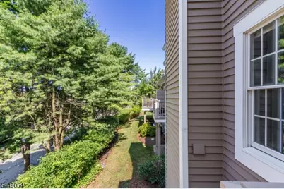 7 Dorset Ln, Bedminster Township, NJ 07921 - Photo 11
