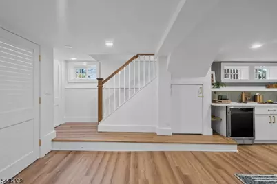 19 Manley Ter, Maplewood, NJ 07040 - Photo 33