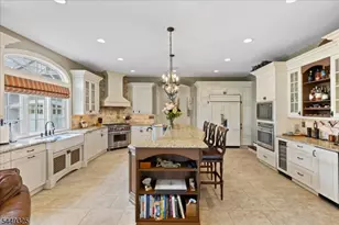 2 Scenic Hills Ct, Montgomery Township, NJ 08502 - Photo 9