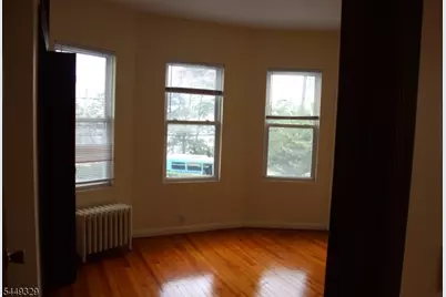 39 Jane St #2, East Rutherford, NJ 07073 - Photo 5