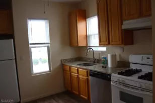 39 Jane St, East Rutherford, NJ 07073 - Photo 9
