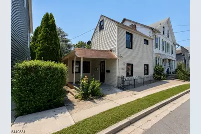 286 Chambers St, Phillipsburg, NJ 08865 - Photo 1