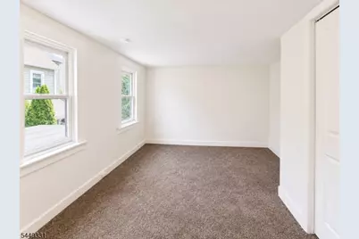 286 Chambers St, Phillipsburg, NJ 08865 - Photo 5