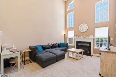 42 Pond Hollow Dr, Jefferson Township, NJ 07438 - Photo 7