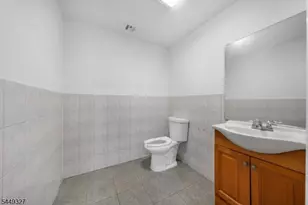 476 Bloy St, Hillside, NJ 07205 - Photo 11
