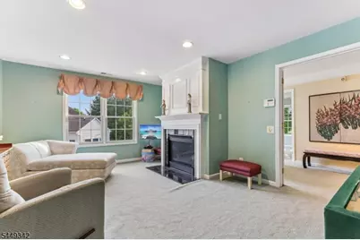 62 Hickory Hill Blvd #2001, Totowa, NJ 07512 - Photo 9