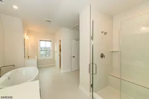 24 Willow Ln, Parsippany, NJ 07054 - Photo 17