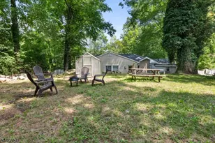 35 Bayonne Dr, West Milford, NJ 07421 - Photo 17