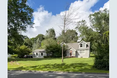 49 Schoolhouse Rd, Randolph Township, NJ 07869 - Photo 1