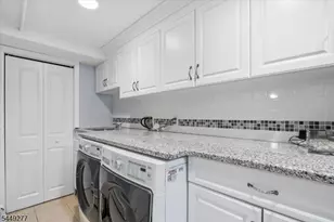 36 Oakland Ave, Franklin Township, NJ 08873 - Photo 31